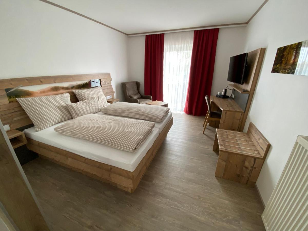 Hotel-Landgasthof Ploss Schonwald  Экстерьер фото