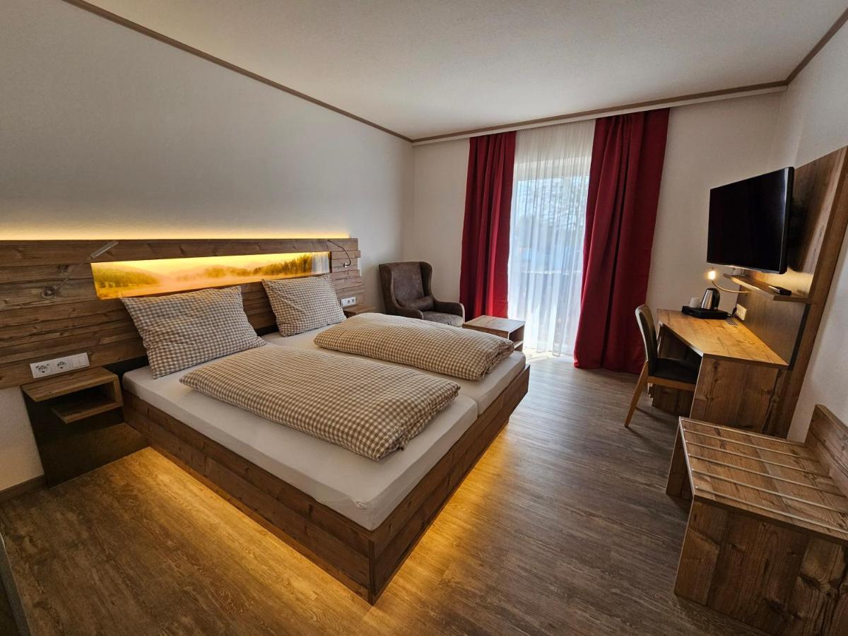 Hotel-Landgasthof Ploss Schonwald  Экстерьер фото